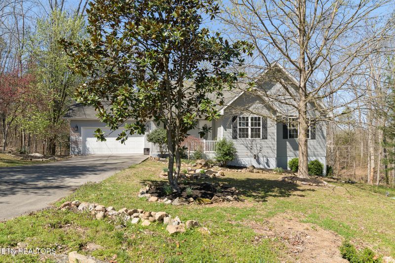 603 Autumn Harvest Ln, Kodak, TN 37764