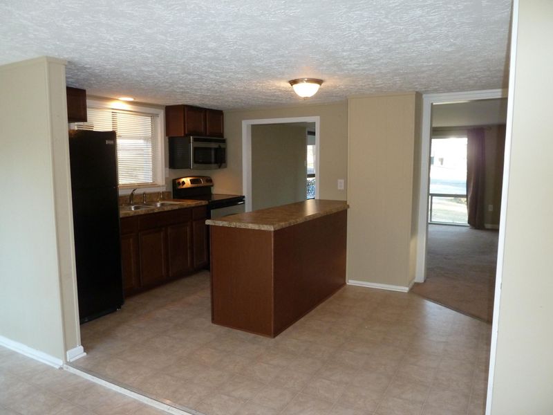 603 Black Oak Dr, Knoxville, TN 37912