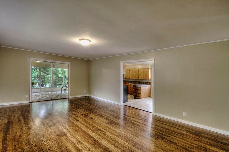 603 Cedar St, Loudon, TN 37774
