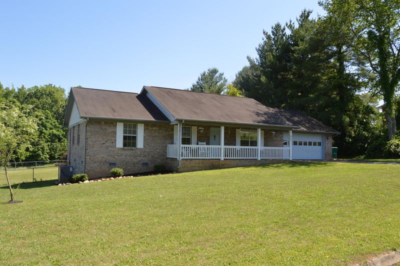 603 Valley View St, Seymour, TN 37865
