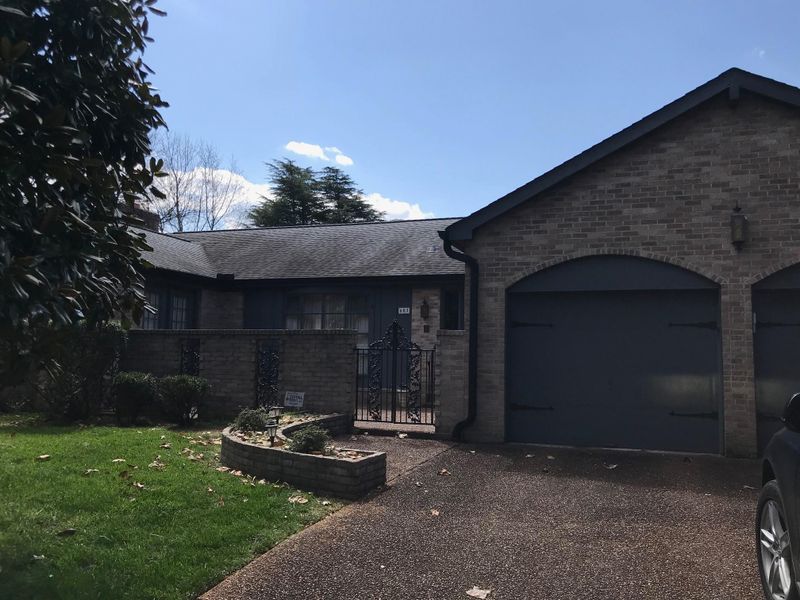 603 Villa Crest, Knoxville, TN 37923