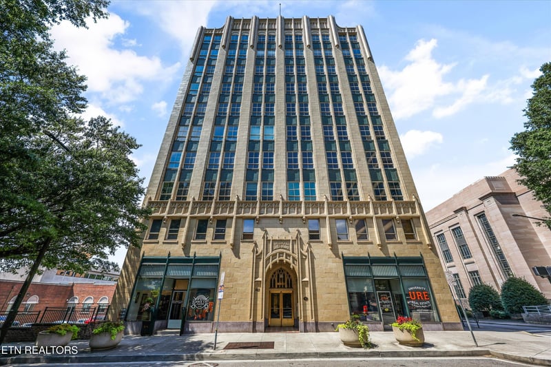 603 W Main St #1002, Knoxville, TN 37902