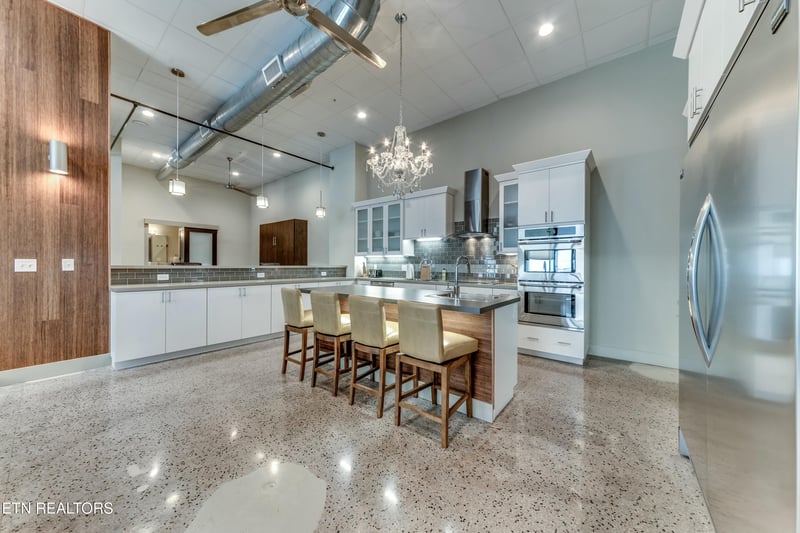 603 W Main St #103, Knoxville, TN 37902