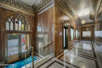 603 W Main St #103, Knoxville, TN 37902