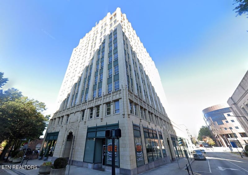 603 W Main St #203, Knoxville, TN 37902
