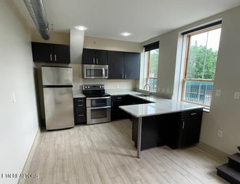 603 W Main St #208, Knoxville, TN 37902
