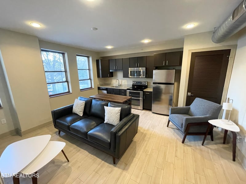 603 W Main St #503, Knoxville, TN 37902