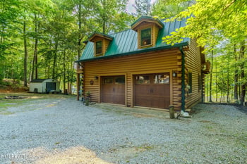 6030 Big Bass Ln, Tallassee, TN 37878