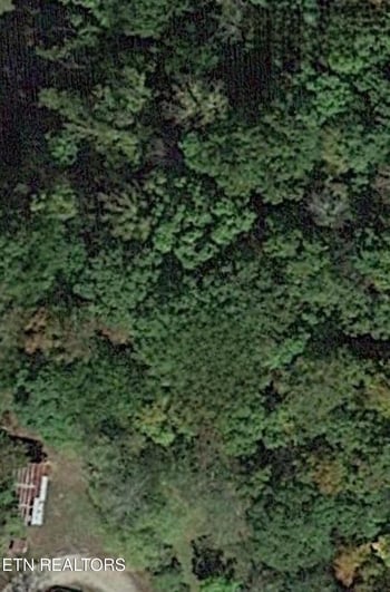6030 Cherokee Indian Cir, Tallassee, TN 37878