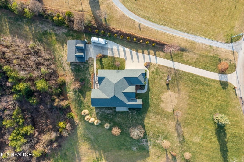 6030 Janeway Rd, Maryville, TN 37801
