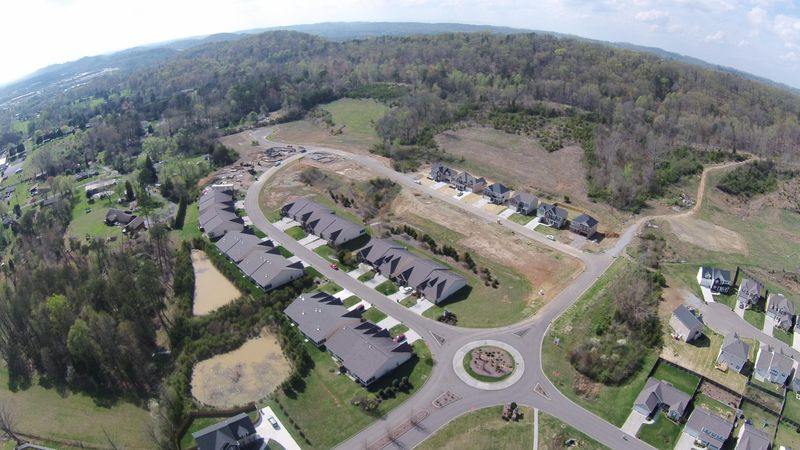 6036 Loftis Creek Ln, Knoxville, TN 37924