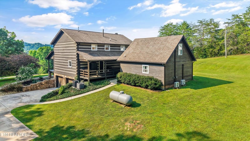 6039 Lindrick Ln, Maryville, TN 37801