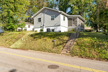 604 Florida Ave, Oak Ridge, TN 37830