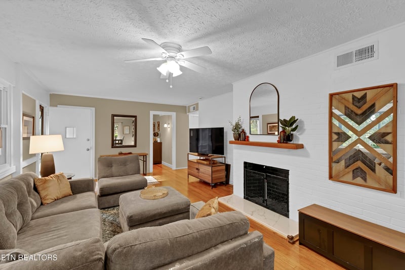 604 Florida Ave, Oak Ridge, TN 37830
