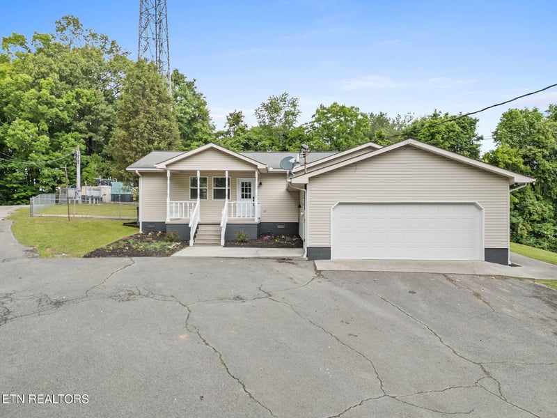 604 Reed Dr, Powell, TN 37849