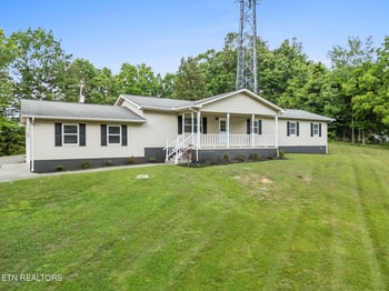 604 Reed Dr, Powell, TN 37849