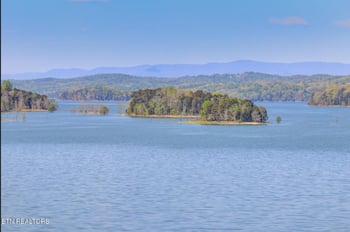 604 Russell Brothers Rd, Sharps Chapel, TN 37866
