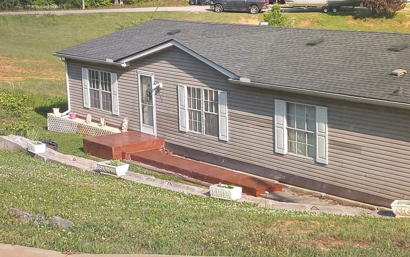 6048 Lanier Rd, Maryville, TN 37801