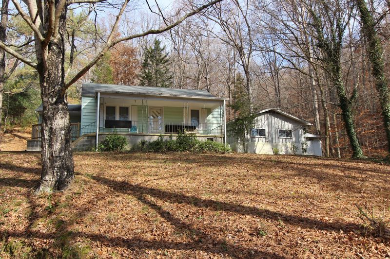 605 Brushy Valley Rd, Heiskell, TN 37754