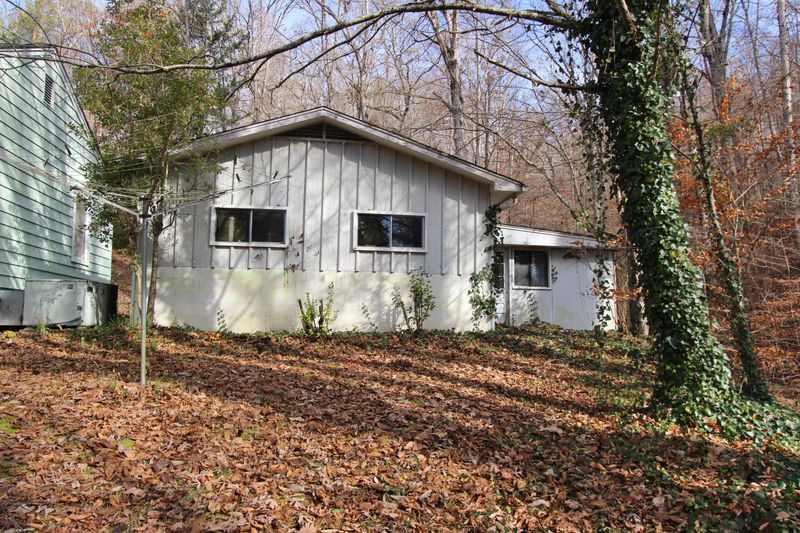 605 Brushy Valley Rd, Heiskell, TN 37754