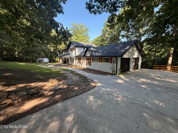 605 County Road 48, Athens, TN 37303