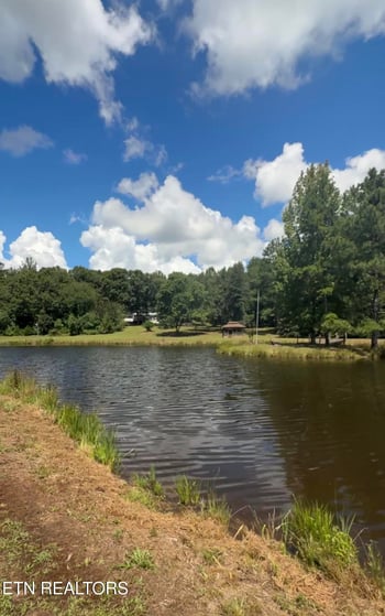 605 County Road 48, Athens, TN 37303