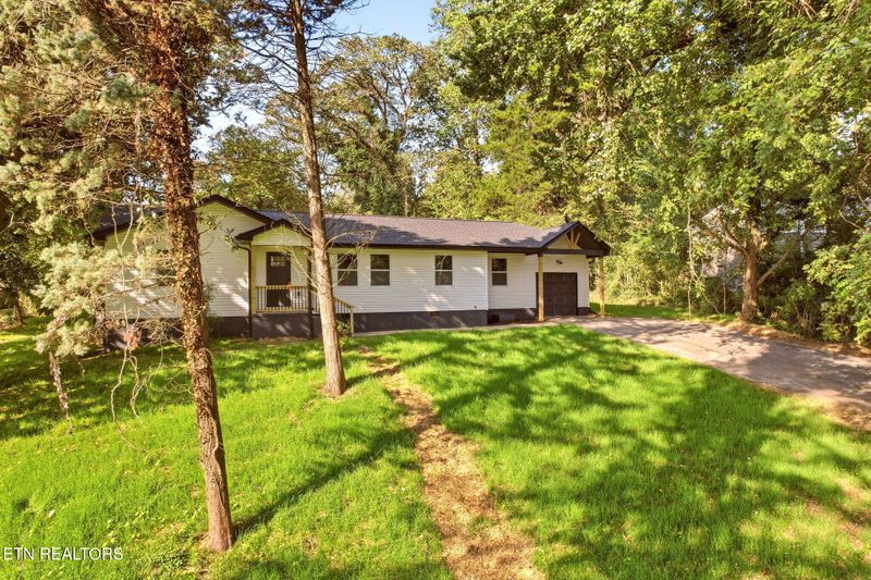 605 Forest View Rd, Knoxville, TN 37919