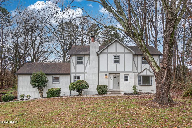 605 Hearthside Rd, Knoxville, TN 37934
