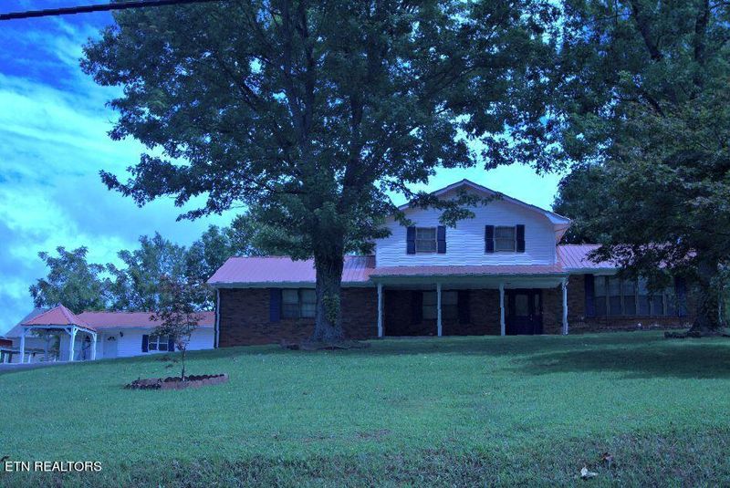 606 Apple Blossom Ln, Morristown, TN 37814