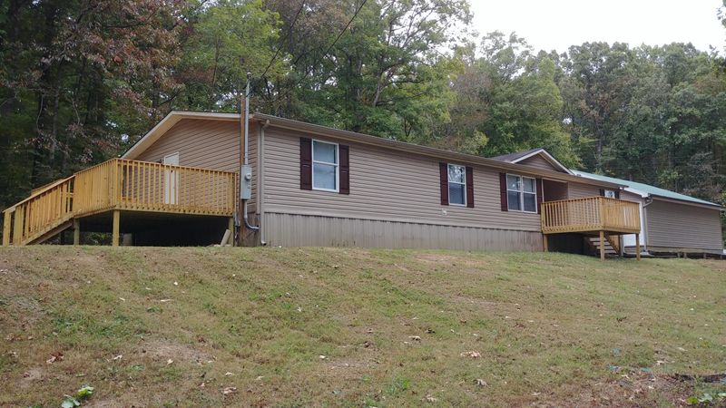 606 Humphreys Rd, Walland, TN 37886