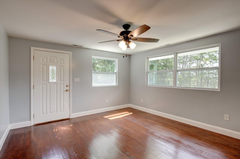 606 Reed Dr, Powell, TN 37849