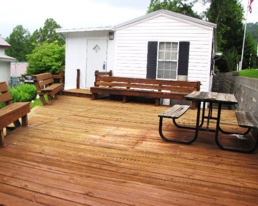 606 Whistling Swan St, Townsend, TN 37882