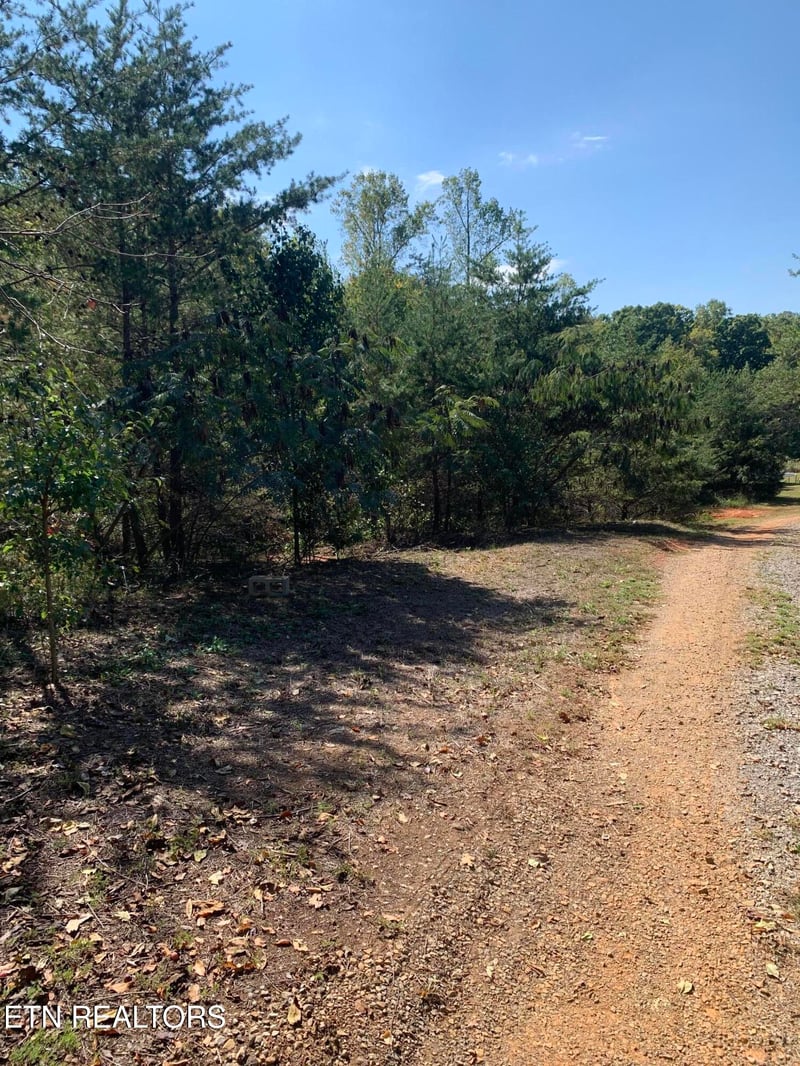 6060 Lanier Rd, Maryville, TN 37801