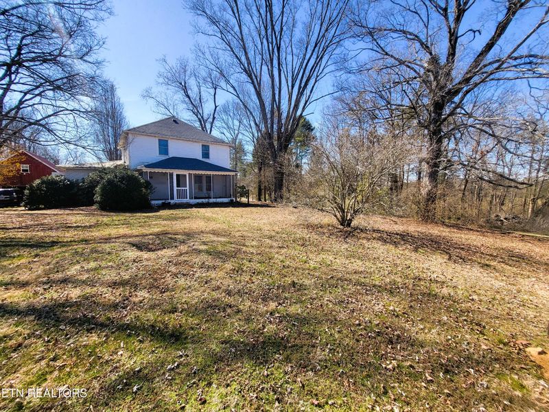 607 Chestuee St, Englewood, TN 37329