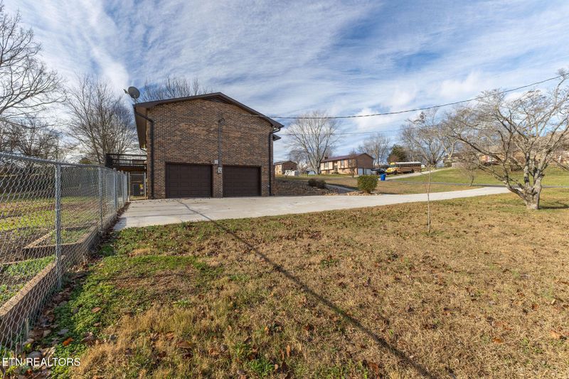 607 Devon St, Seymour, TN 37865