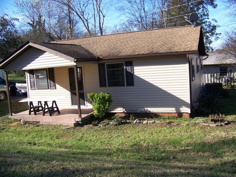 607 Kinzel Ave, Maryville, TN 37804