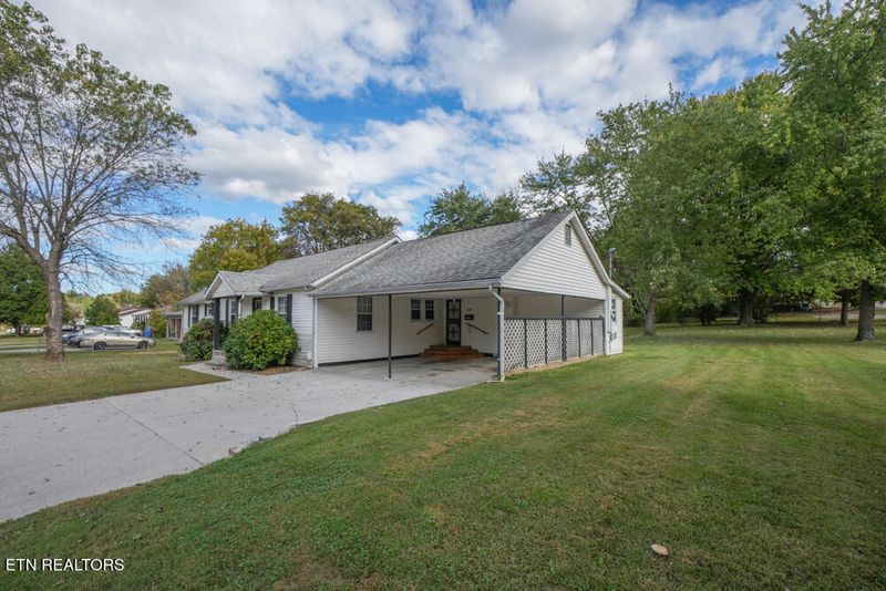 608 Grant St, Alcoa, TN 37701