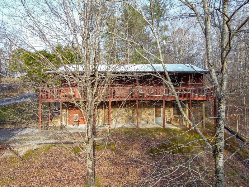 608 Haven Ln, Sevierville, TN 37876
