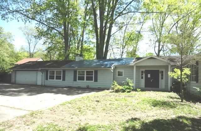 608 S Charles Seivers Blvd, Clinton, TN 37716