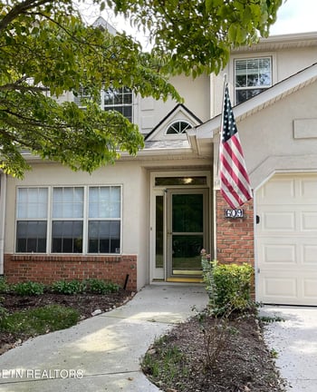 609 Chapel Point Ln #1, Knoxville, TN 37934