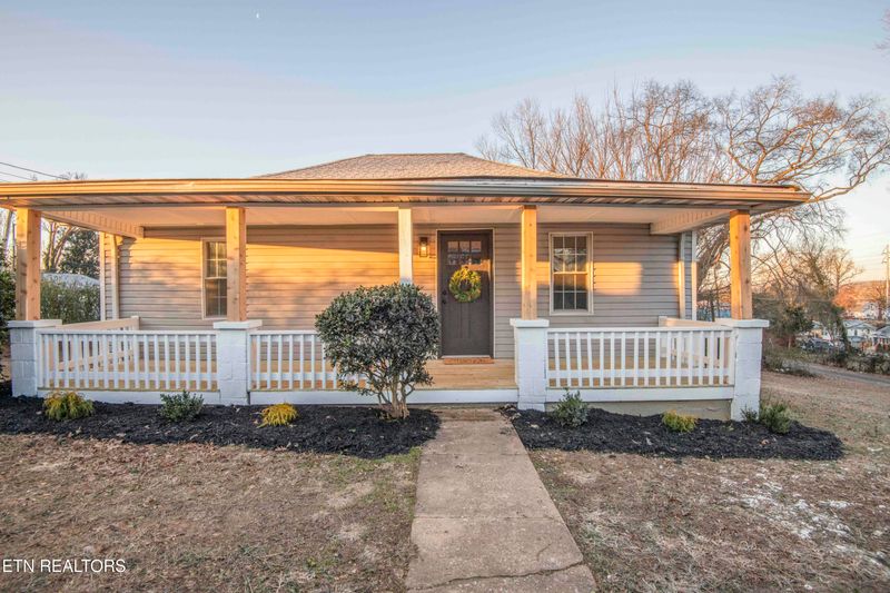 609 S Castle St, Knoxville, TN 37914