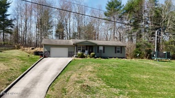 609 S Proctor Blvd, Oneida, TN 37841