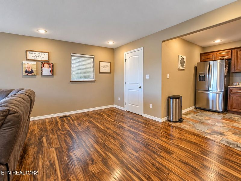 609 S Proctor Blvd, Oneida, TN 37841