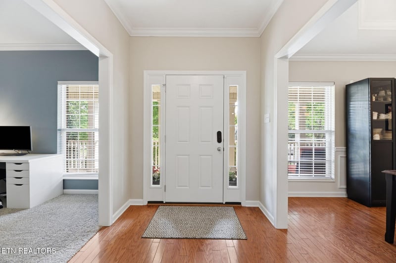609 Spring Branch Ln, Knoxville, TN 37934