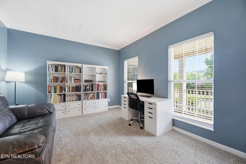 609 Spring Branch Ln, Knoxville, TN 37934