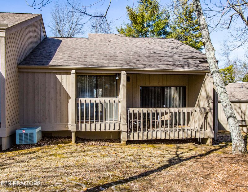61 Eagle Ct, Crossville, TN 38558