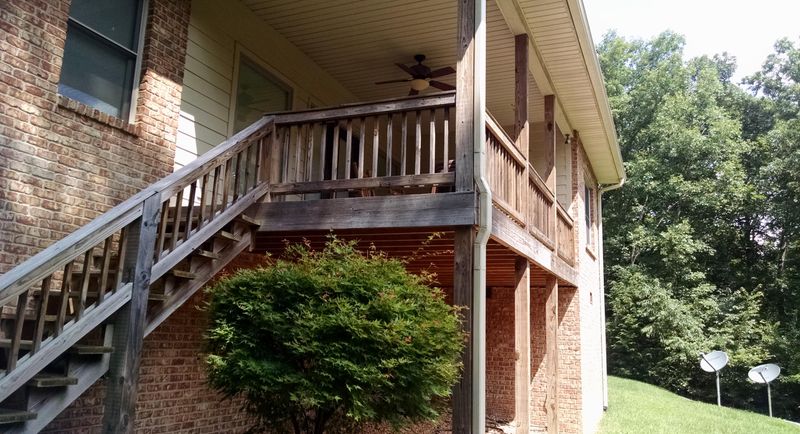 61 Riverview Dr, Crossville, TN 38555