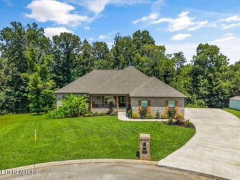 610 Bainbridge Dr, Walland, TN 37886