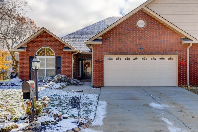 610 Mountain View Villas Way, Seymour, TN 37865