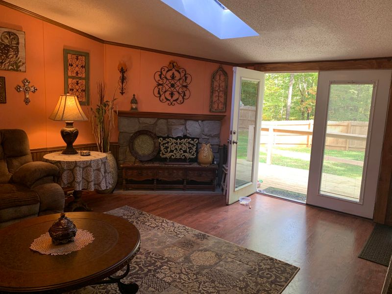 6100 Old Sugar Limb Rd, Loudon, TN 37774